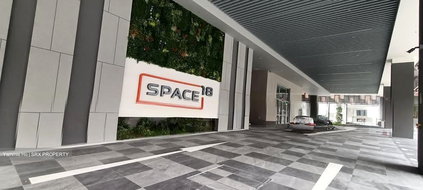 Space 18 (D12), Factory #575778021